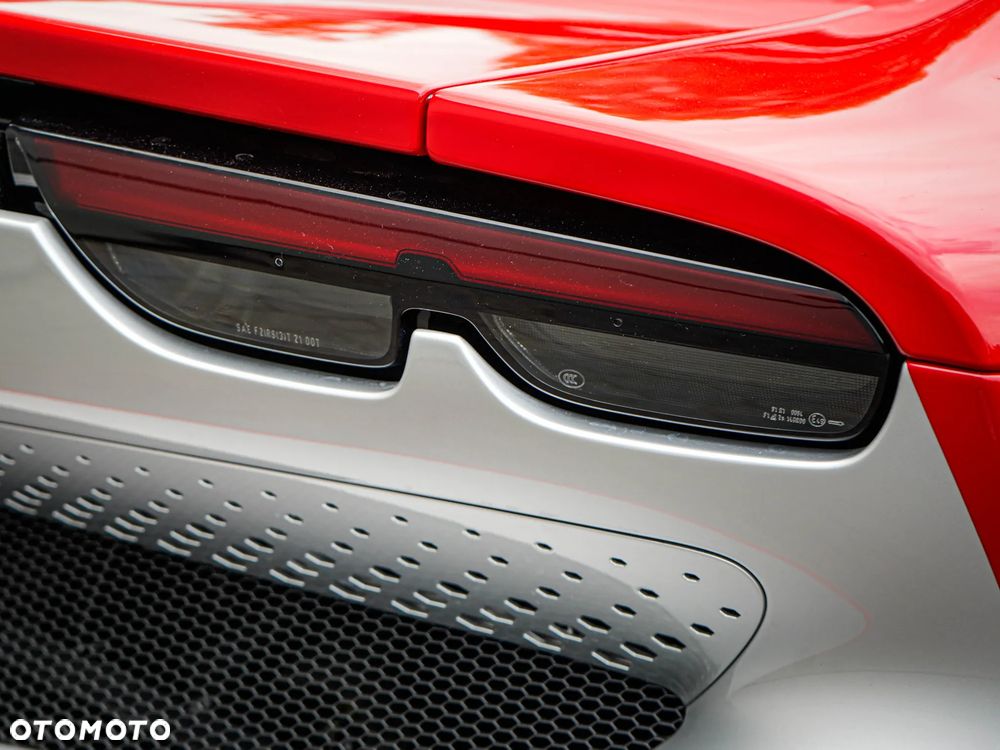 Ferrari 296 GTB - 14