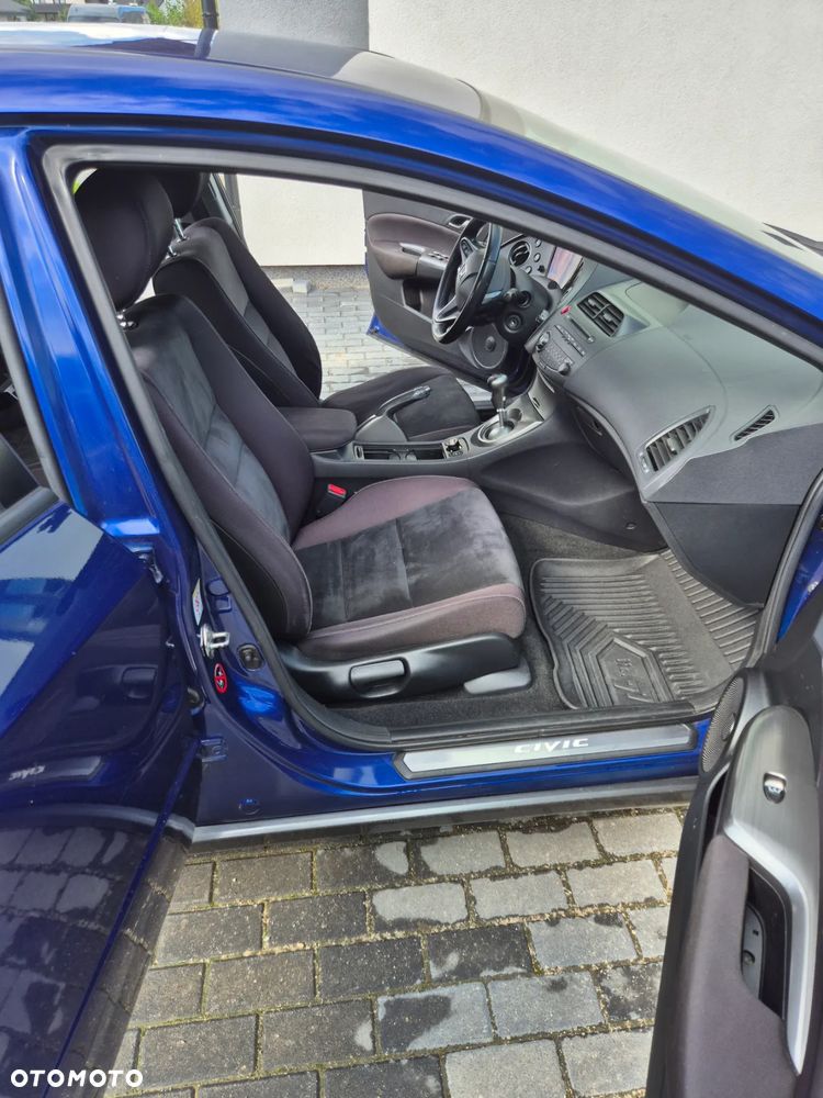 Honda Civic 1.8 Executive - 7