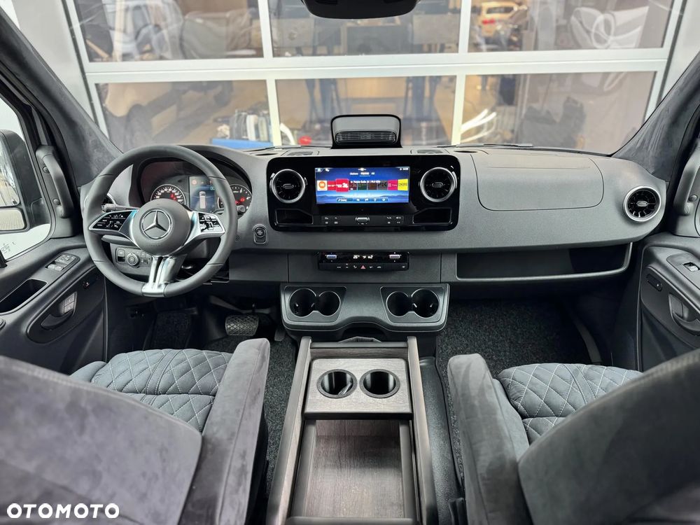 Mercedes-Benz Sprinter - 8