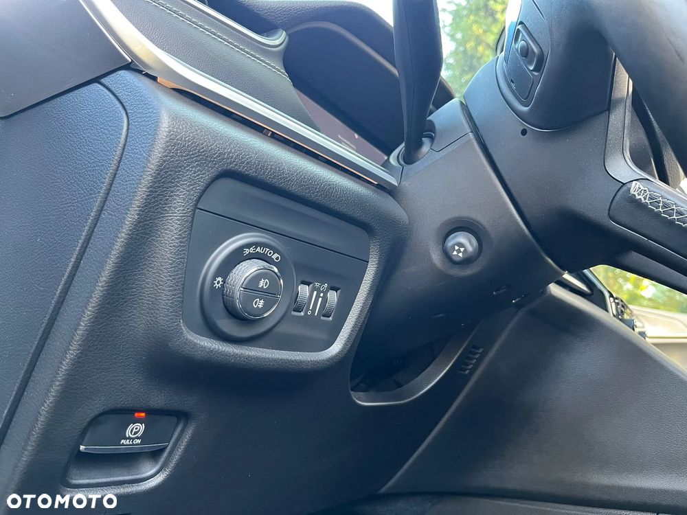 Jeep Grand Cherokee ver-3-6-v6-limited - 26