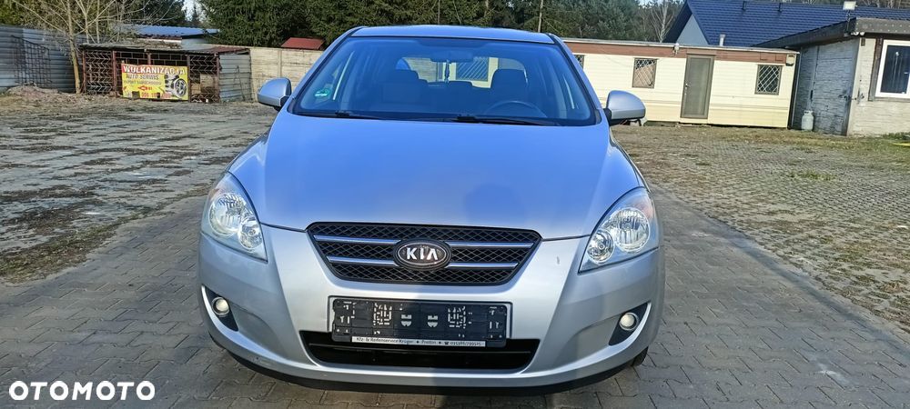 Kia Ceed 1.4 Comfort - 3