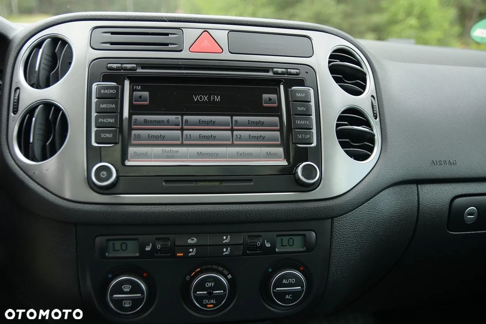 Volkswagen Tiguan - 37
