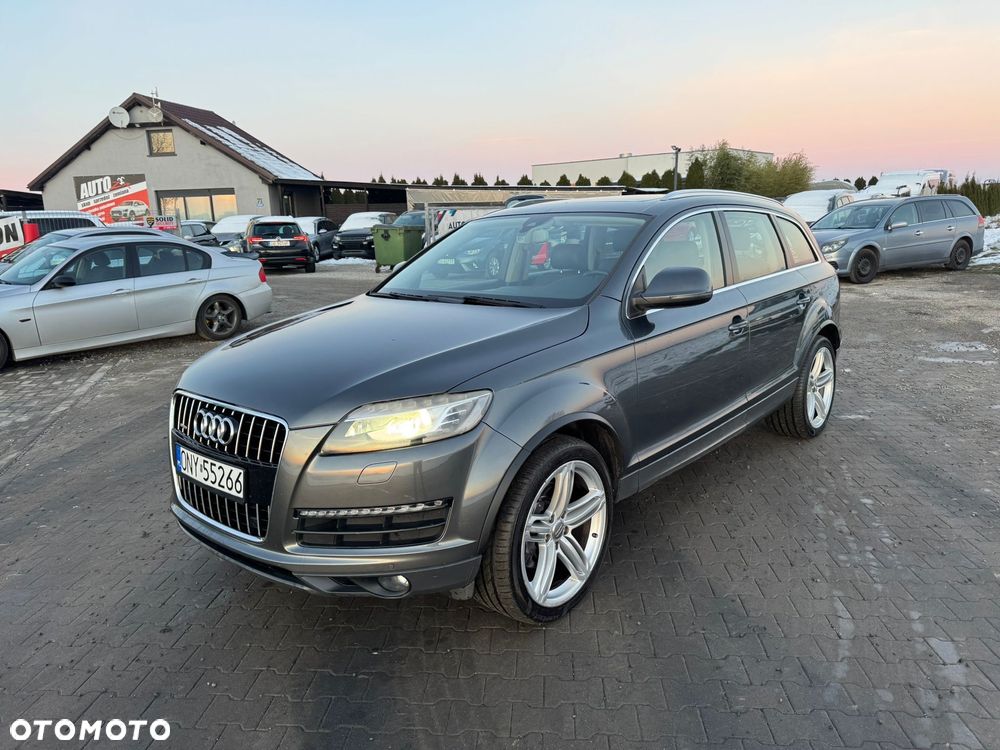 Audi Q7 4.2 FSI Quattro Tiptronic - 1