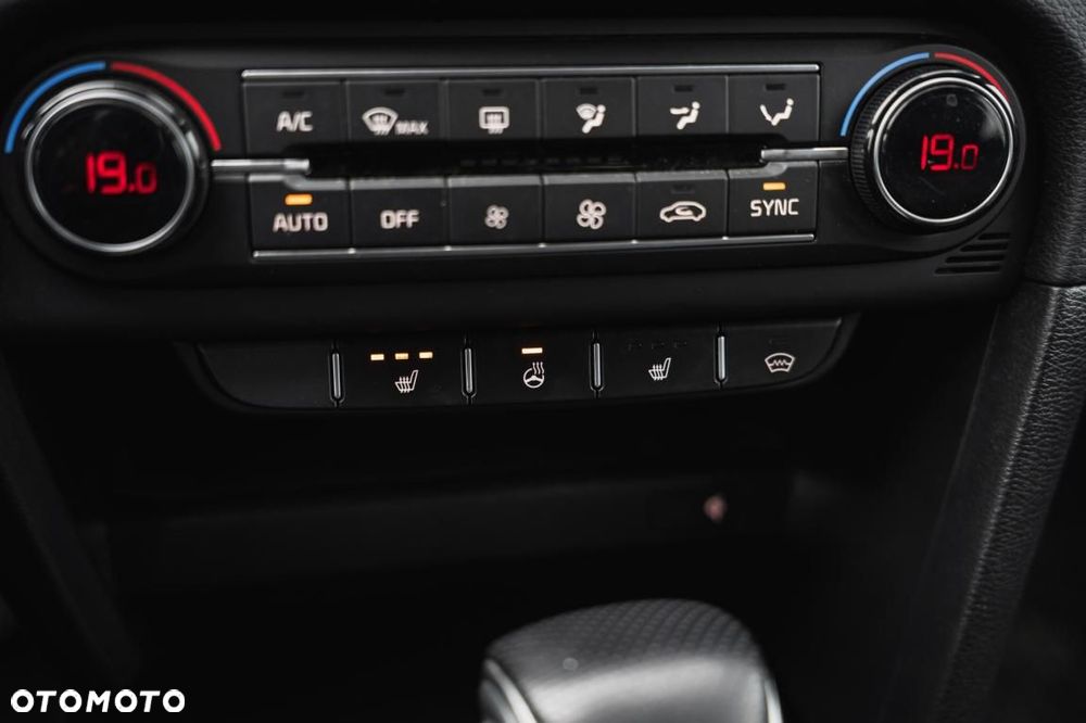 Kia ProCeed - 19