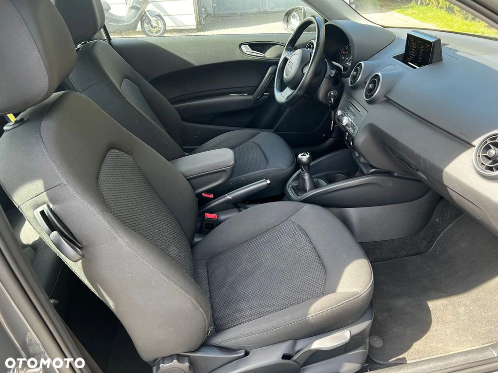 Audi A1 3-drzwiowe 1.0 TFSI ultra design - 14