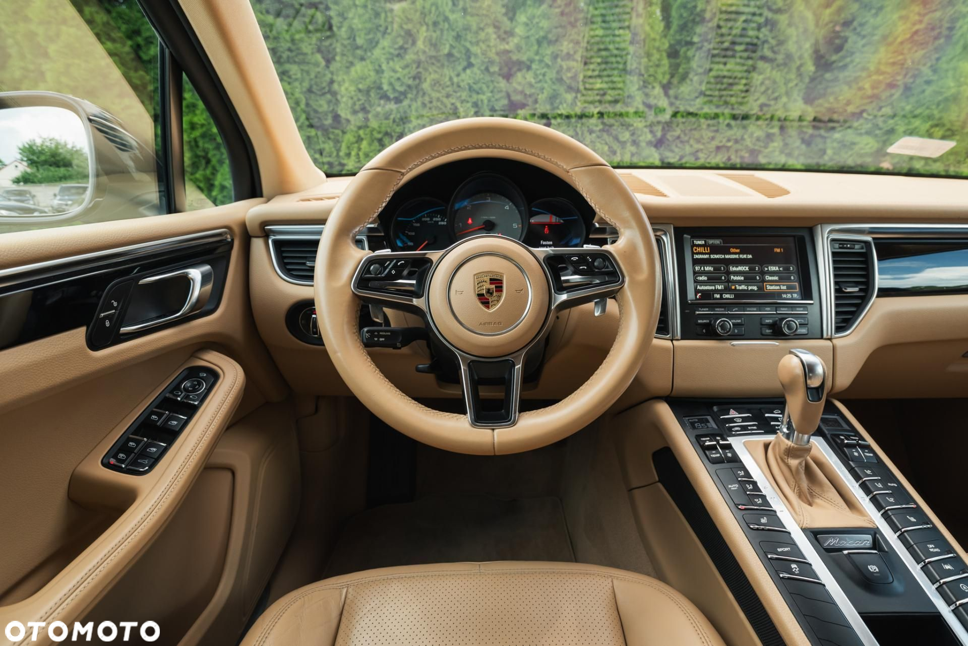 Porsche Macan - 11