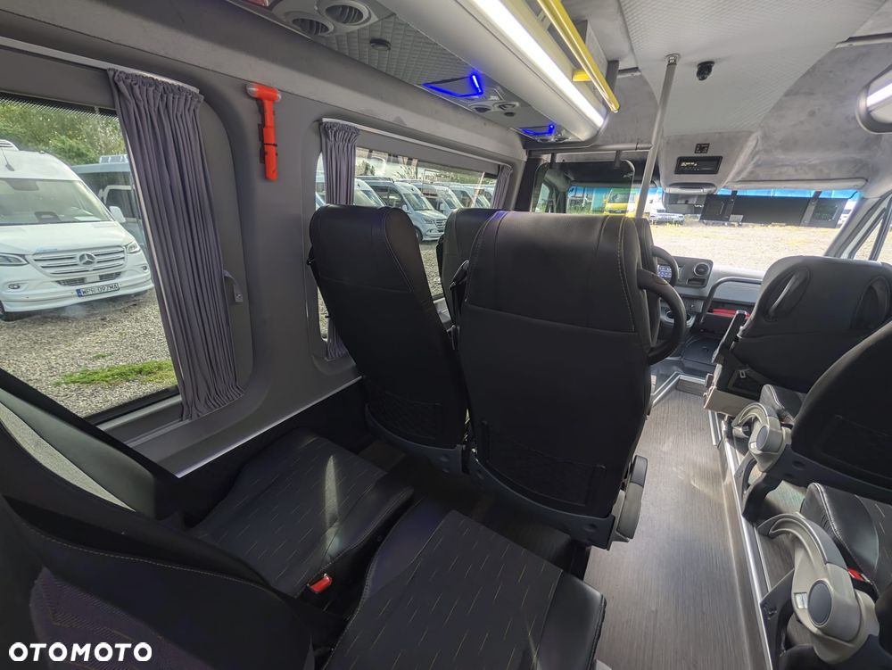 Mercedes-Benz Sprinter 517 - 14