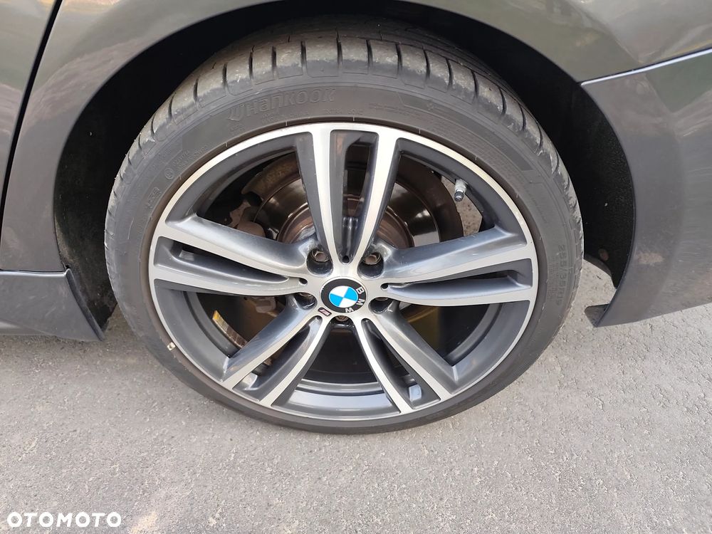 BMW Seria 3 320d xDrive Edition M Sport Shadow - 33