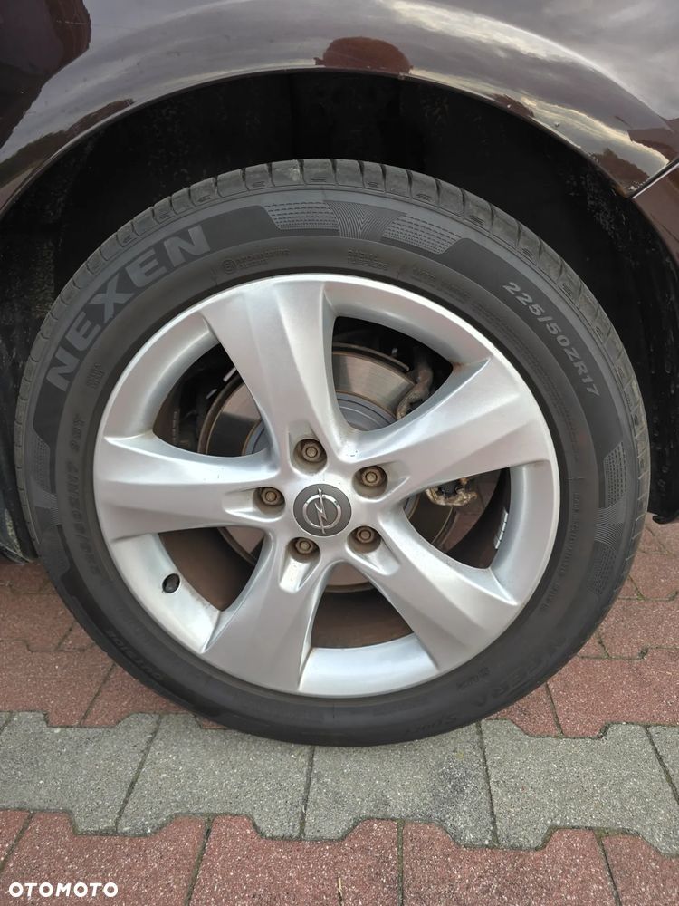 Opel Astra 2.0 CDTI DPF Sports Tourer - 8