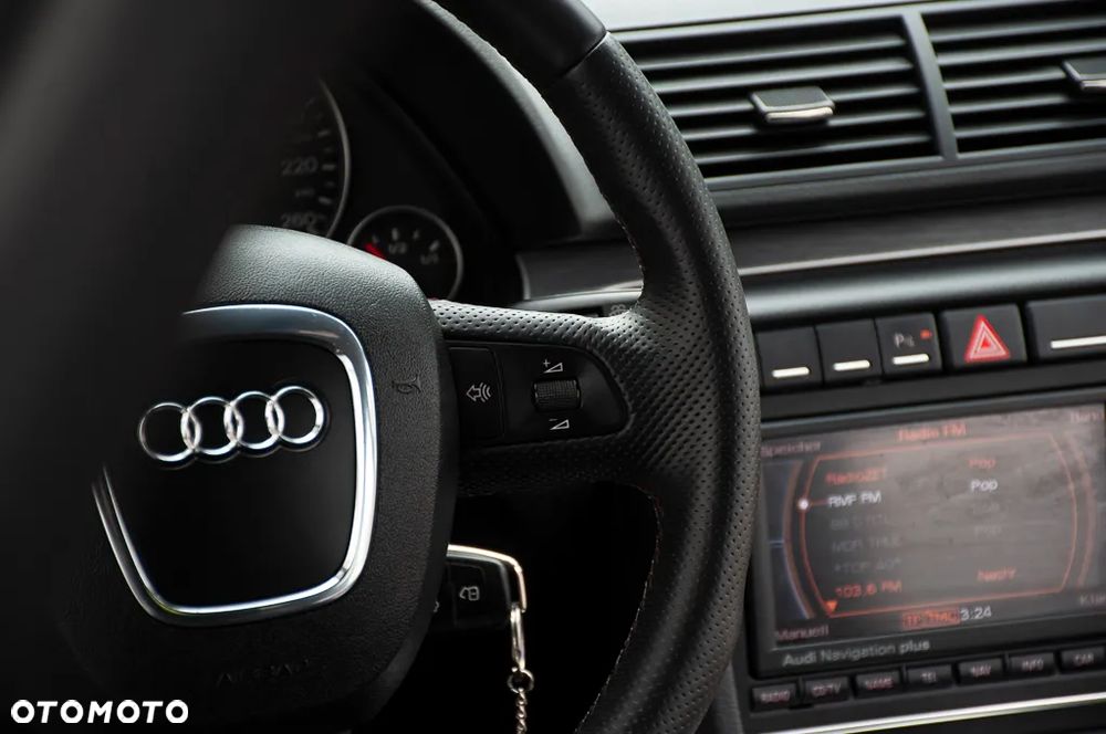 Audi A4 Avant 1.8 T multitronic - 29