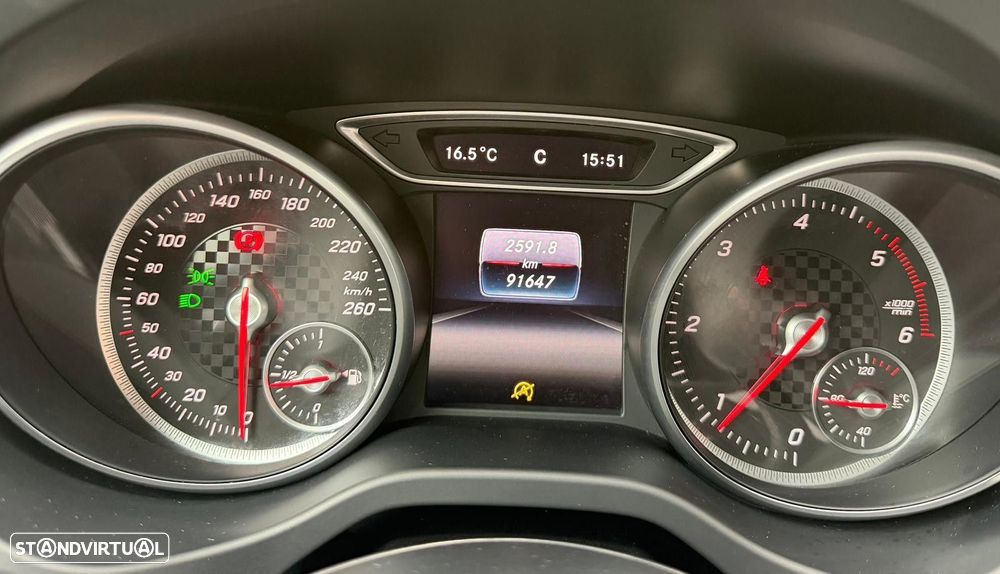 Mercedes-Benz A 180 d AMG Line - 18