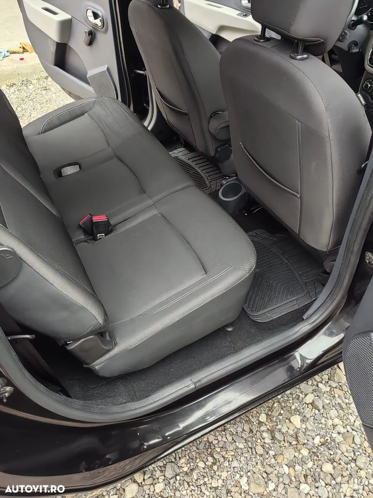 Dacia Lodgy dCi 90 Laureate - 22