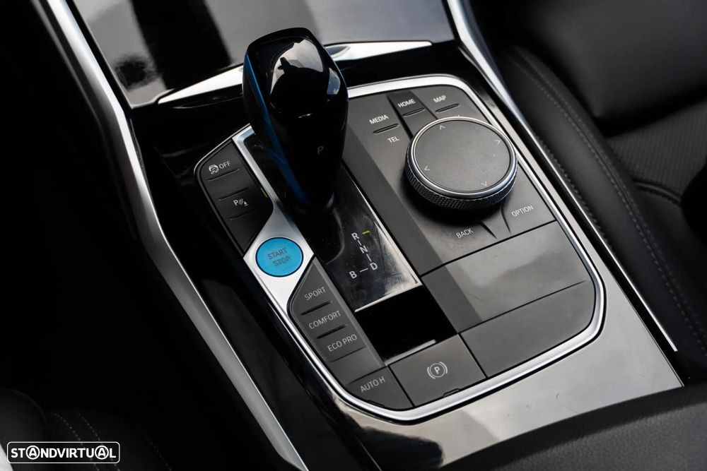 BMW i4 eDrive40 - 24