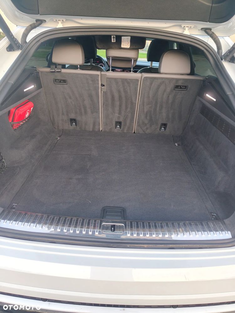 Audi Q8 - 17