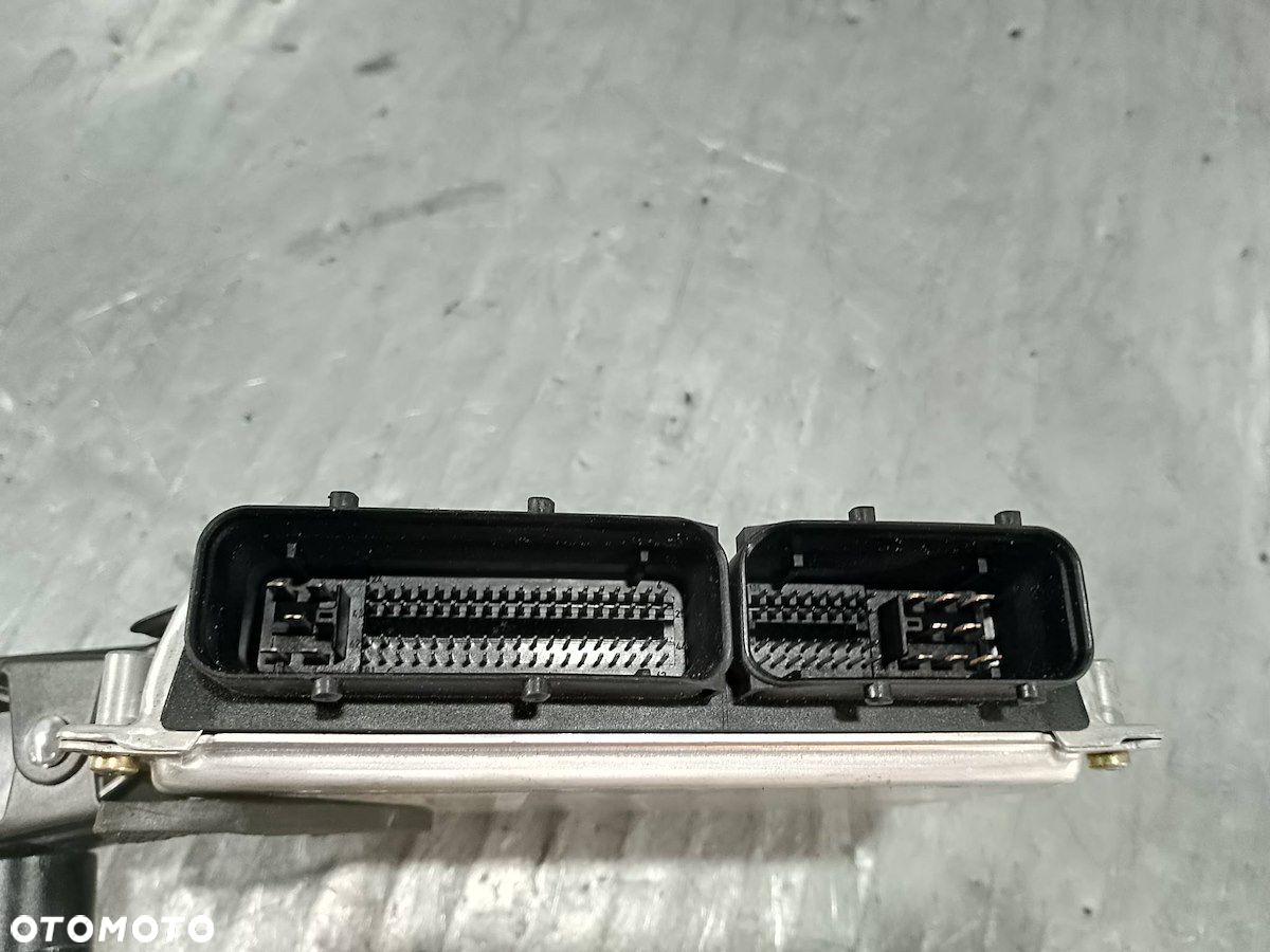 KOMPUTER,STEROWNIK AUDI A4 B6 8E0906018B 0261206868 1.8 - 4
