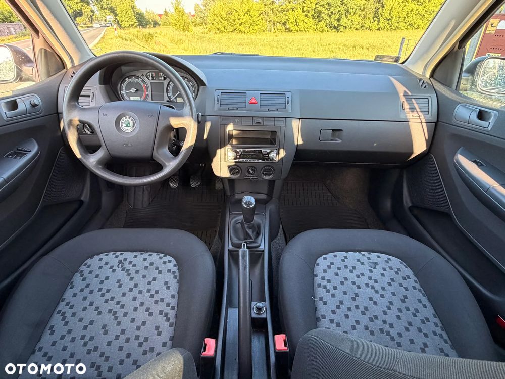 Skoda Fabia 1.2 HTP Classic + - 13