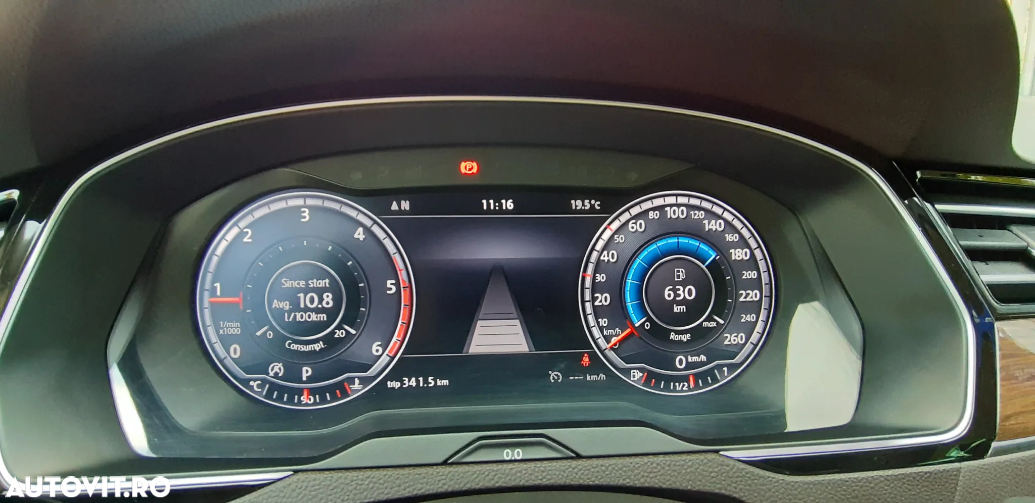Volkswagen Passat Variant 2.0 TDI DSG 4Motion Highline - 30