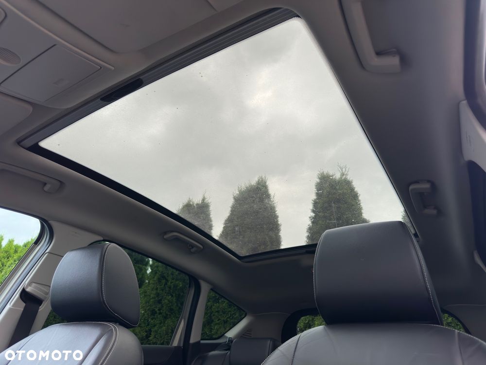 Ford Kuga 2.0 TDCi 4x4 Titanium - 5