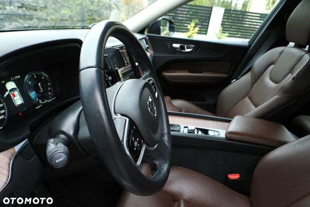 Volvo XC 60 D4 AWD Inscription - 15
