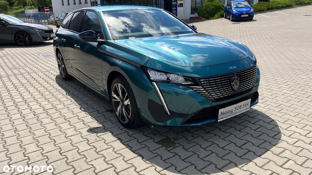 Peugeot 308 1.2 mHEV Allure S&S e-DCS6 - 8