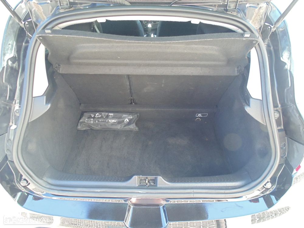 Renault Clio 0.9 TCe Limited - 16