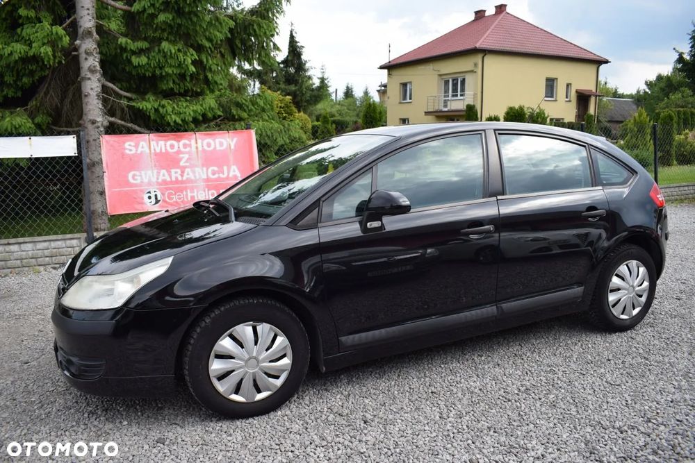 Citroën C4 1.4 16V Impress - 1