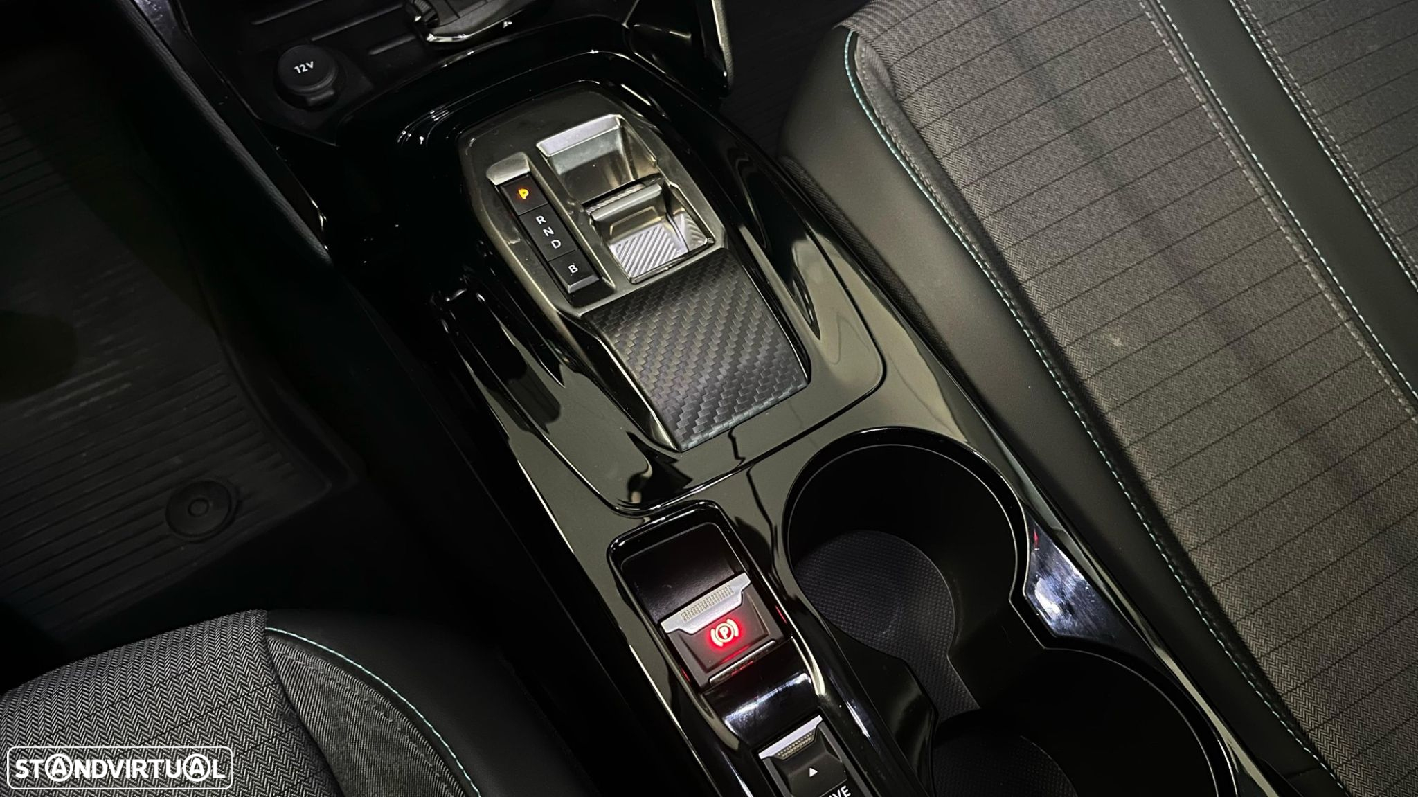 Peugeot e-2008 50 kWh Allure - 20