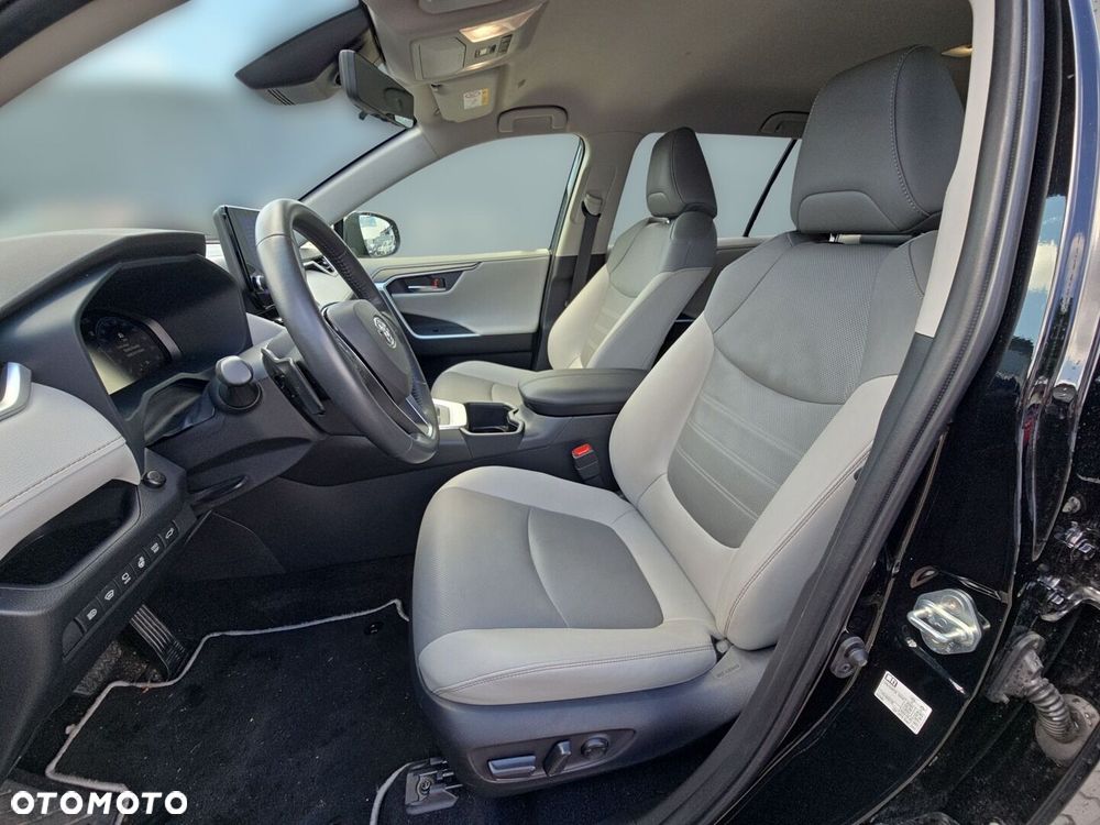 Toyota RAV4 - 17