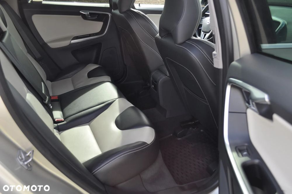 Volvo XC 60 - 17