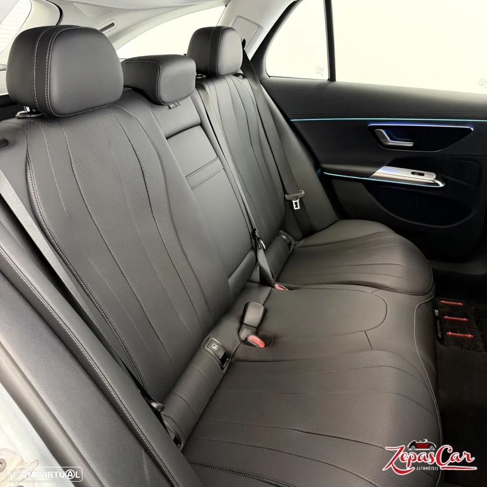 Mercedes-Benz E 300 de 4Matic All-Terrain - 7