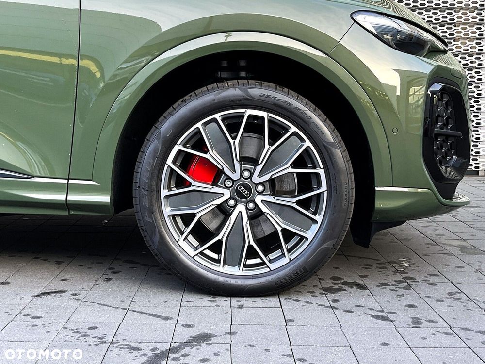 Audi Q5 Sportback - 12