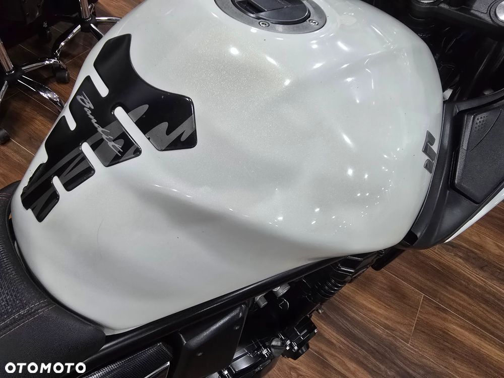 Suzuki Bandit - 15