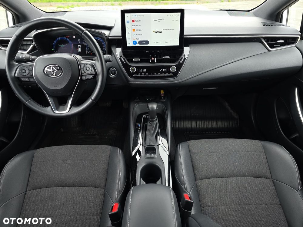 Toyota Corolla 1.8 Hybrid Style - 18