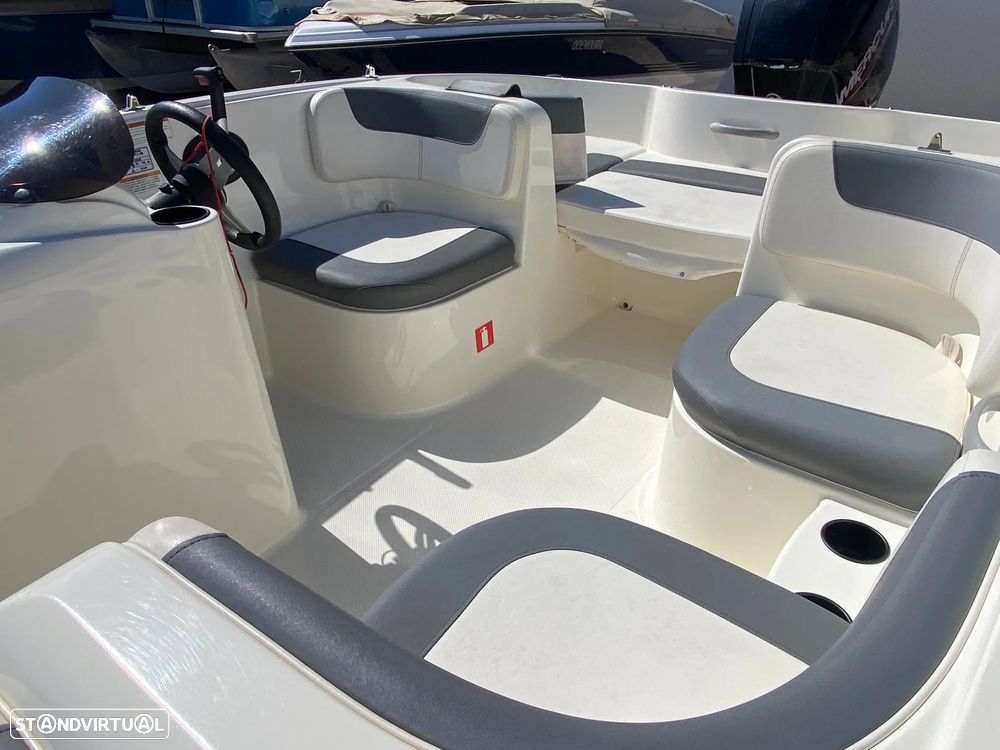 Bayliner Element E5 - 8