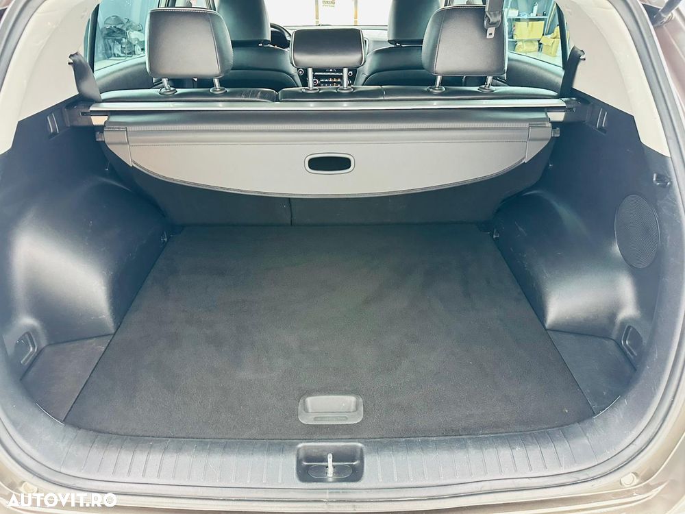 Kia Sportage 1.6 GDI 2WD DREAM-TEAM EDITION - 18