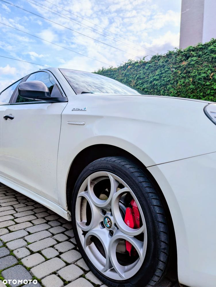 Alfa Romeo Giulietta 2.0 JTDM - 6