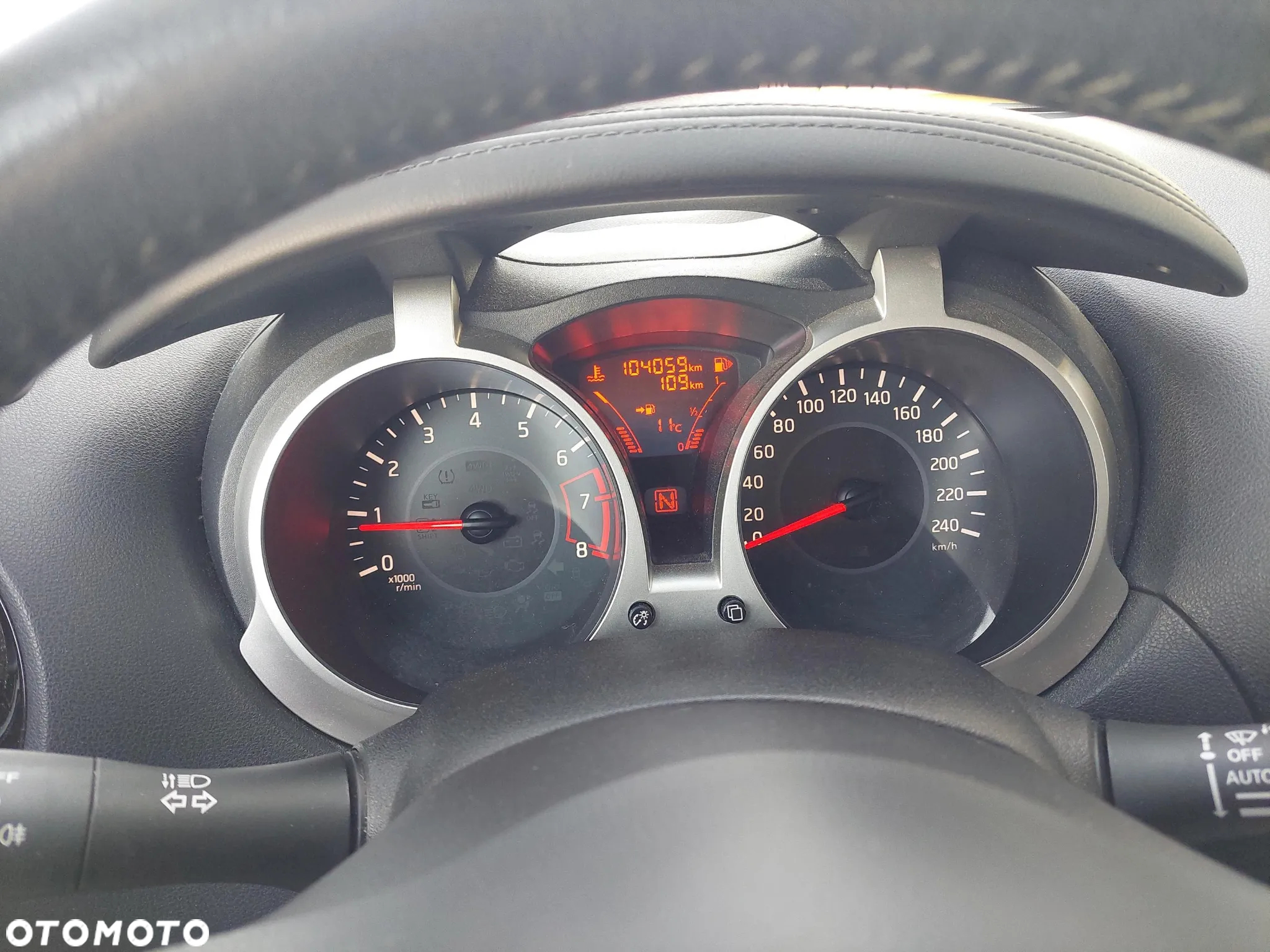 Nissan Juke 1.6 N-Connecta Xtronic EU6 - 14