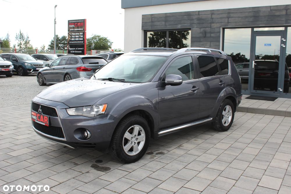 Mitsubishi Outlander 2.0 2WD CVT Invite - 4