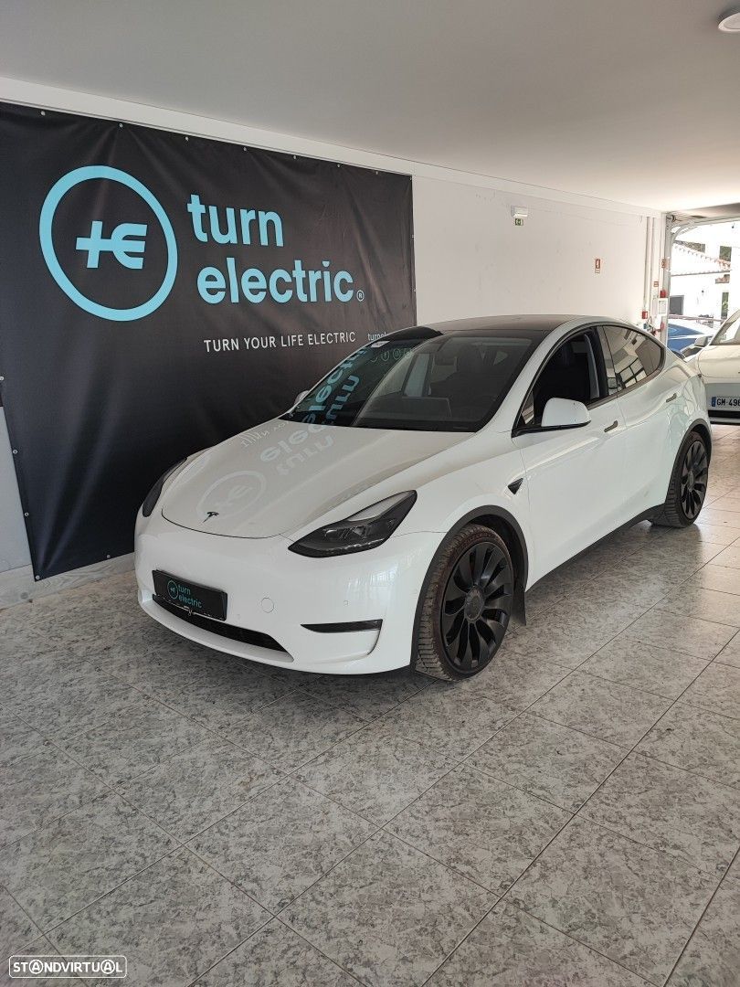 Tesla Model Y Performance Dual Motor AWD - 1
