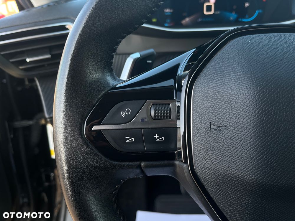 Peugeot 2008 PureTech 130 EAT8 Allure Pack - 10