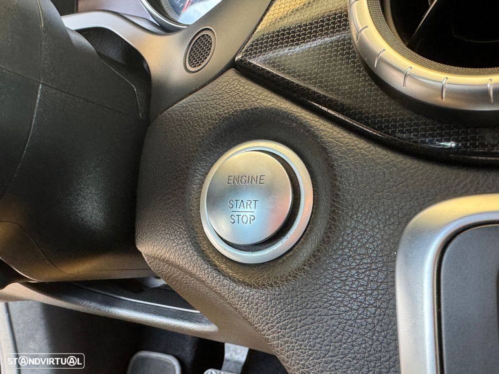 Mercedes-Benz CLA 180 - 17