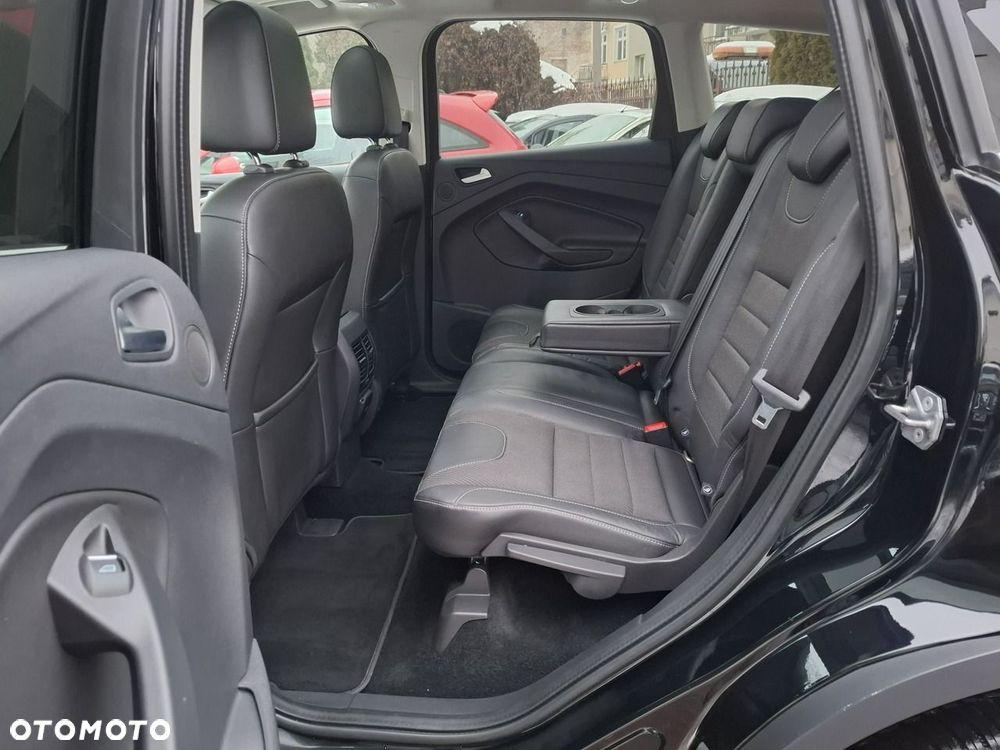 Ford Kuga 1.5 EcoBoost 2x4 Business Edition - 27