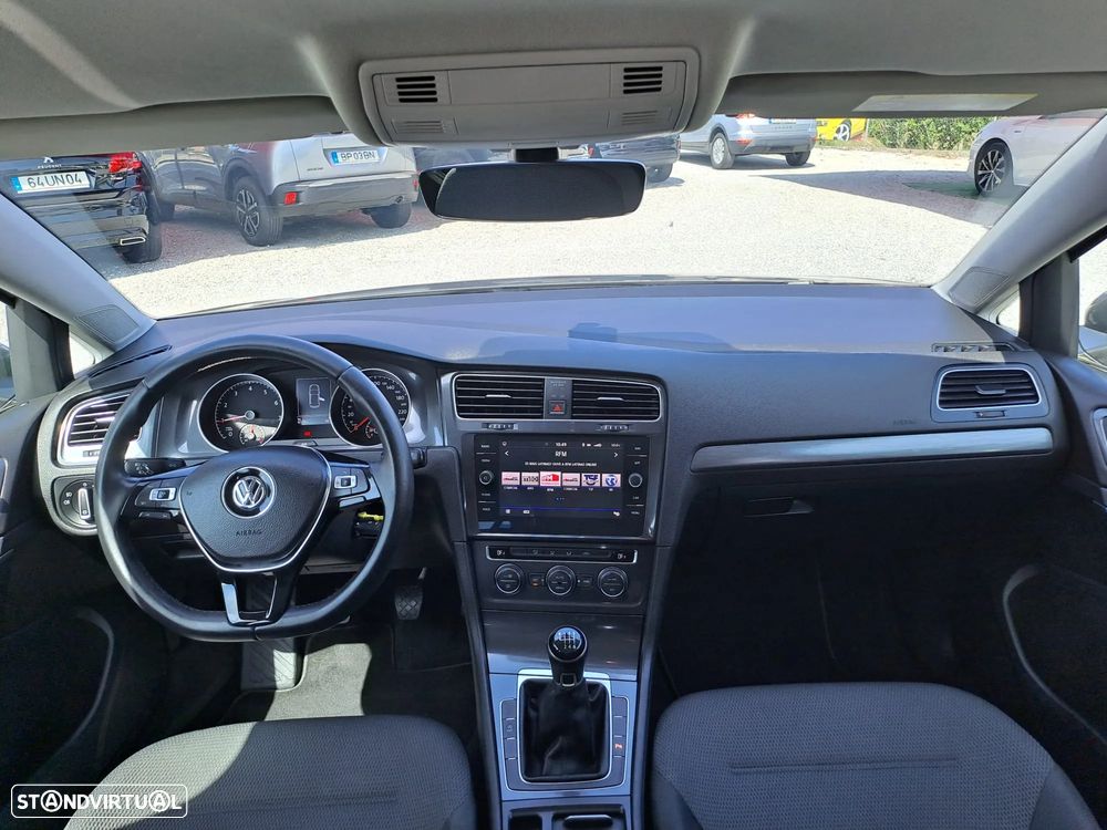 VW Golf 1.0 TSI Confortline - 5