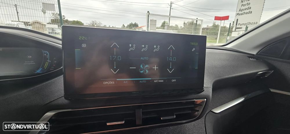 Peugeot 3008 Plug-In Hybrid 225 e-EAT8 Allure Pack - 39