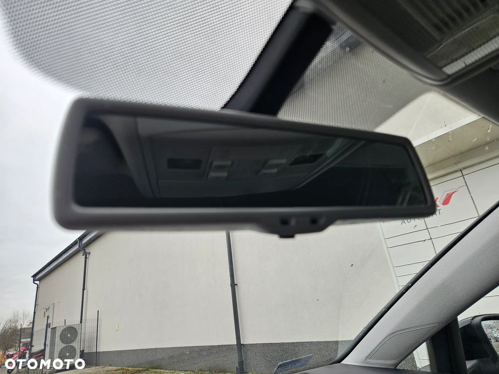 Volkswagen Golf 1.4 TSI BMT Comfortline DSG - 17