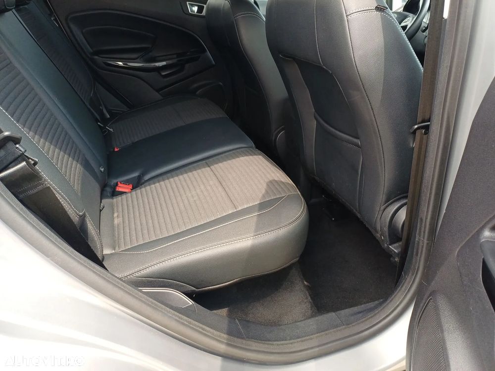 Ford EcoSport 1.0 EcoBoost Titanium - 23