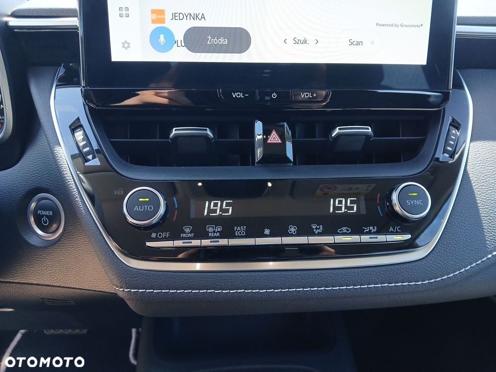 Toyota Corolla 1.8 Hybrid Comfort - 34