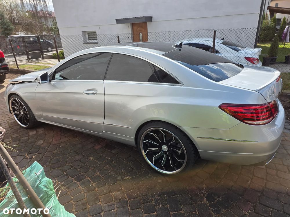 Mercedes-Benz Klasa E 350 7G-TRONIC - 4