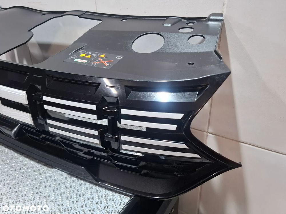 Grill atrapa Dacia Sandero III nr 622540736R - 3