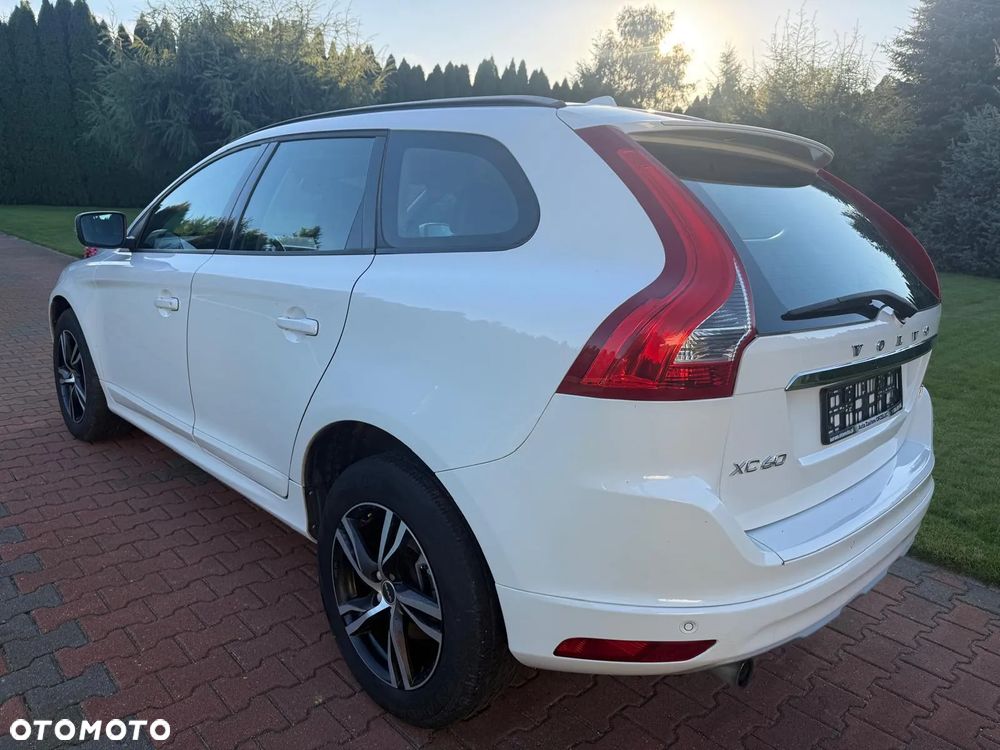 Volvo XC 60 D3 Geartronic Kinetic - 3